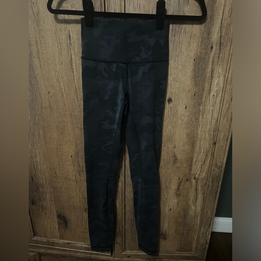 Lululemon Wunder Under Camo leggings